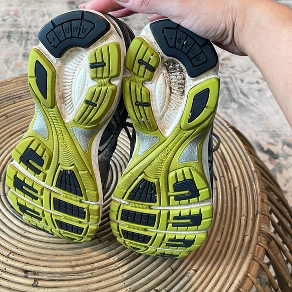 ASICS - Picture 4 of 4